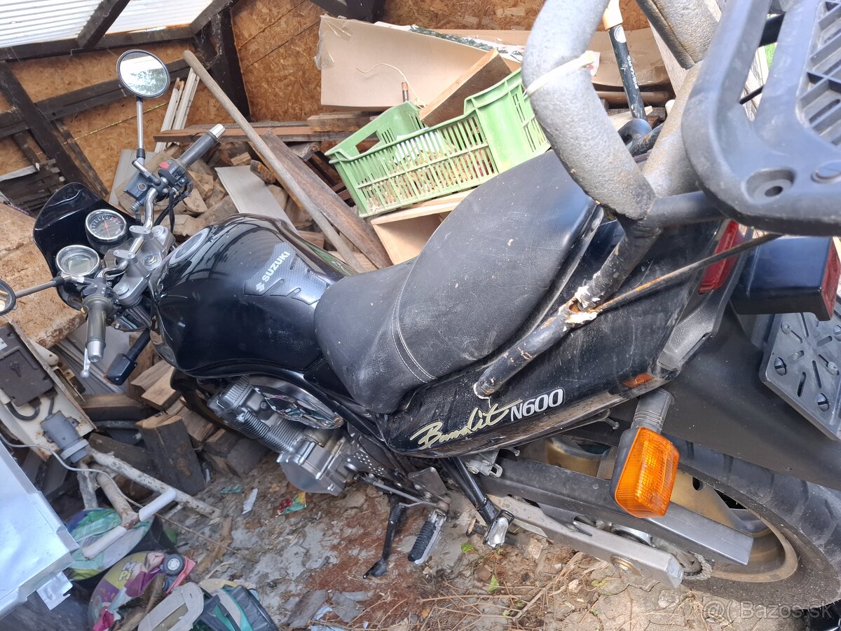 Suzuki bandit 600
