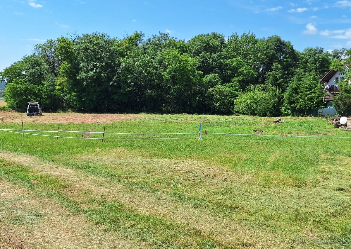 POSLEDNÉ DVA STAVEBNÉ POZEMKY S VÝHĽADOM NA KARPATY