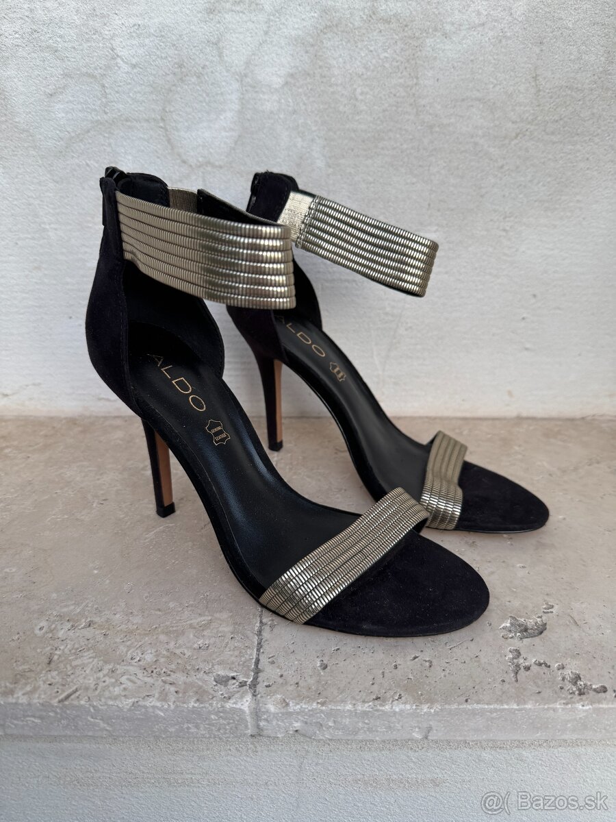 MEGA Balík (10ks) - Značková dámska OBUV, TOPÁNKY, LODIČKY