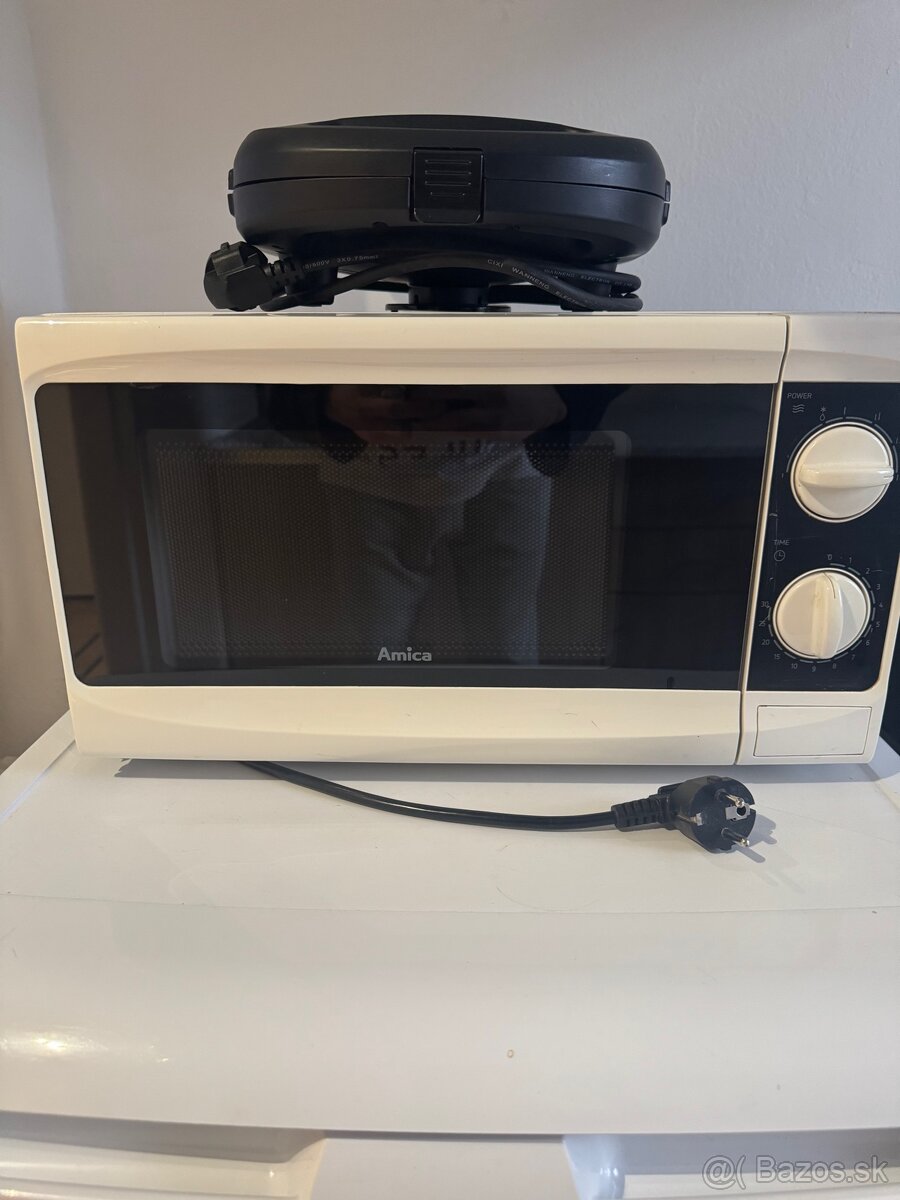 Mikrovlnna rúra Amico