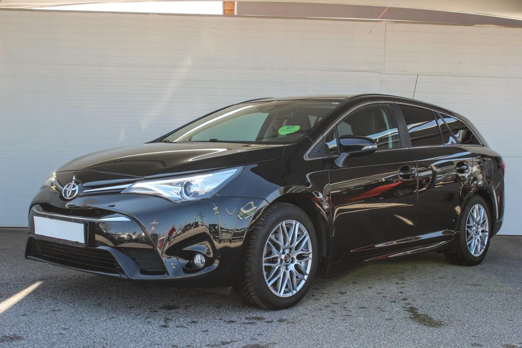 329- Toyota, Avensis, 2015, nafta, 1.6 D-4D Business, 82kw