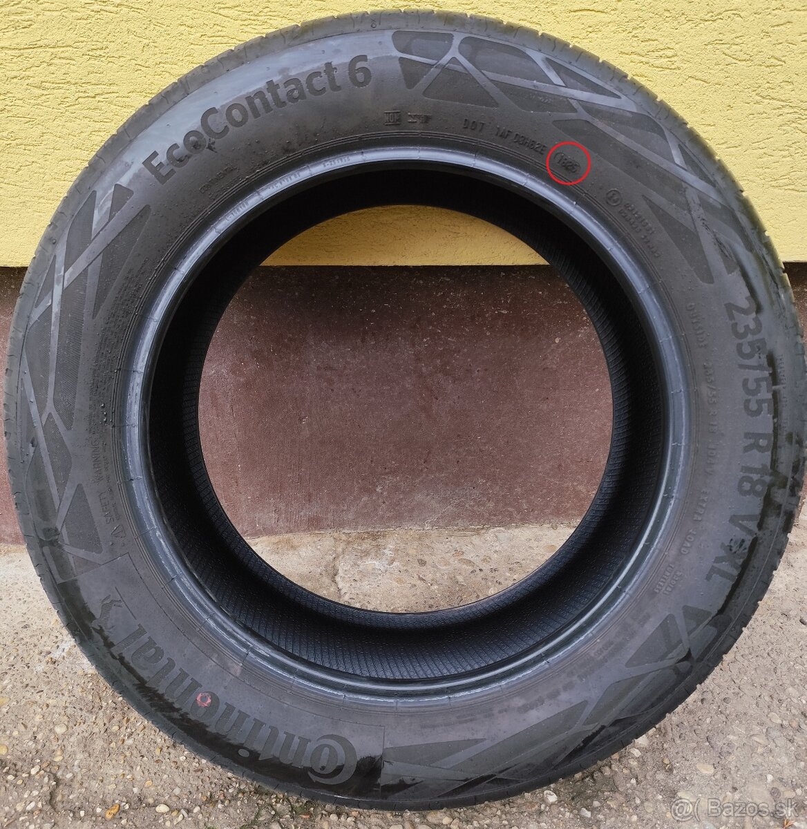 Predám Continental 235/55/18- Letné