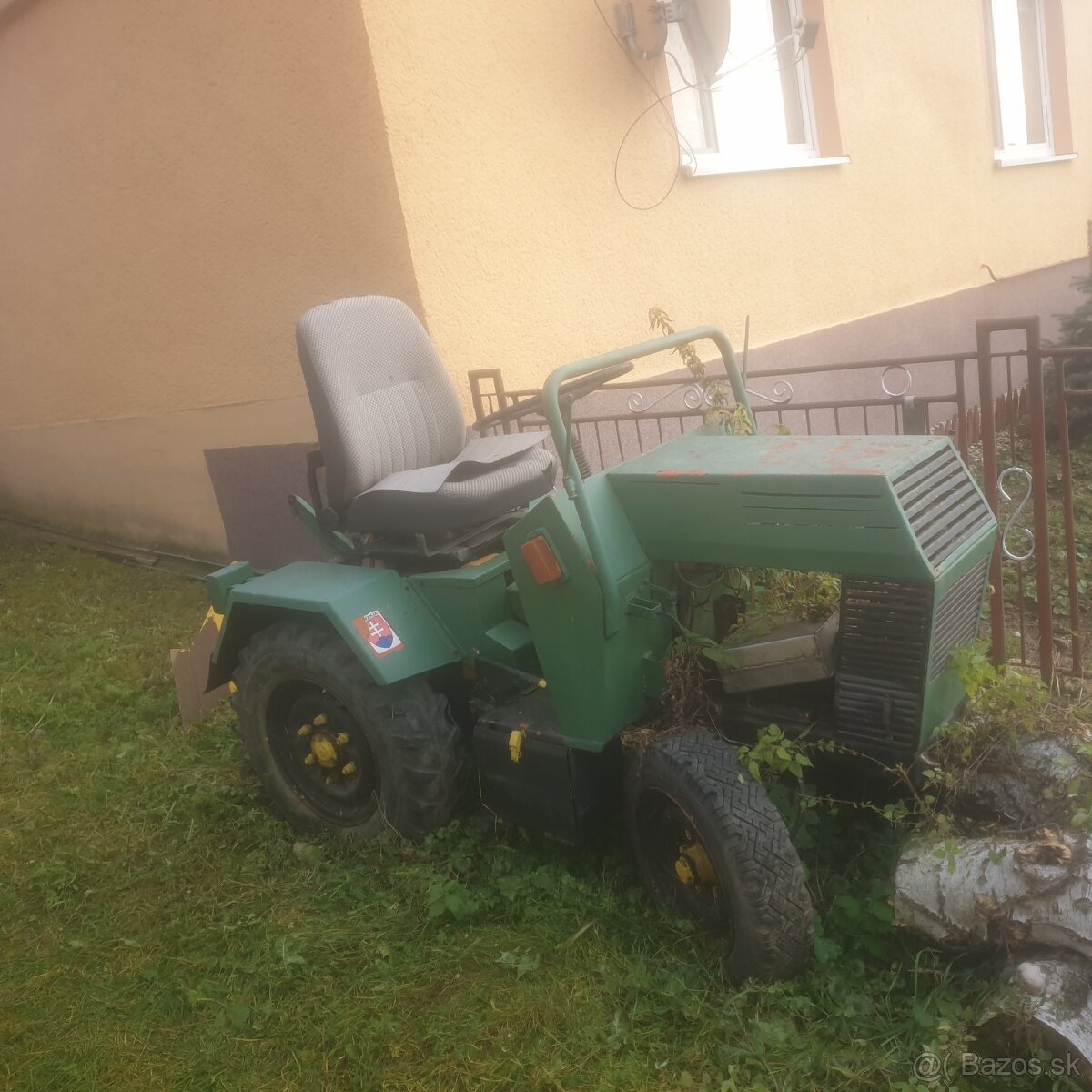 Predam minitraktor a vratok na oranie