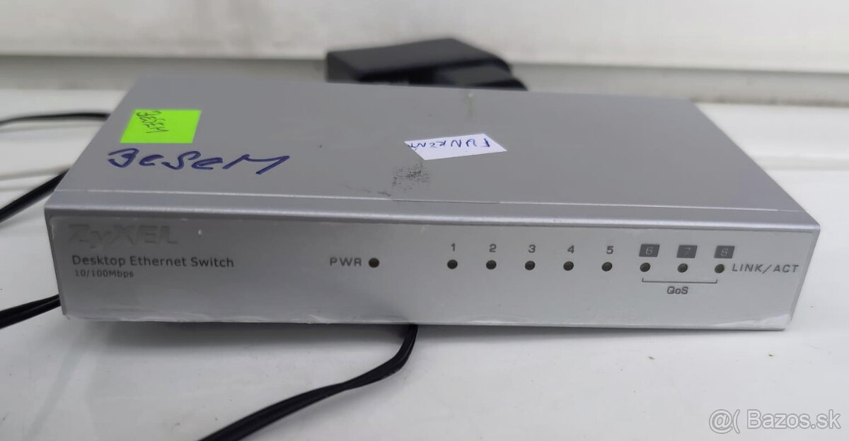 predám 100mbit Zyxel ES-108A switch