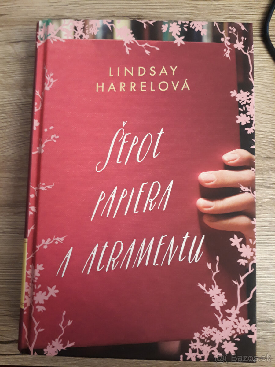 Lindsay Harrelová - Šepot papiera a atramentu