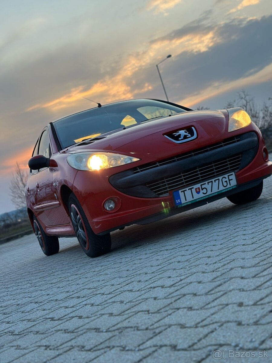 Na predaj PEUGEOT 206+,1.4i,54kw,r.v.2012