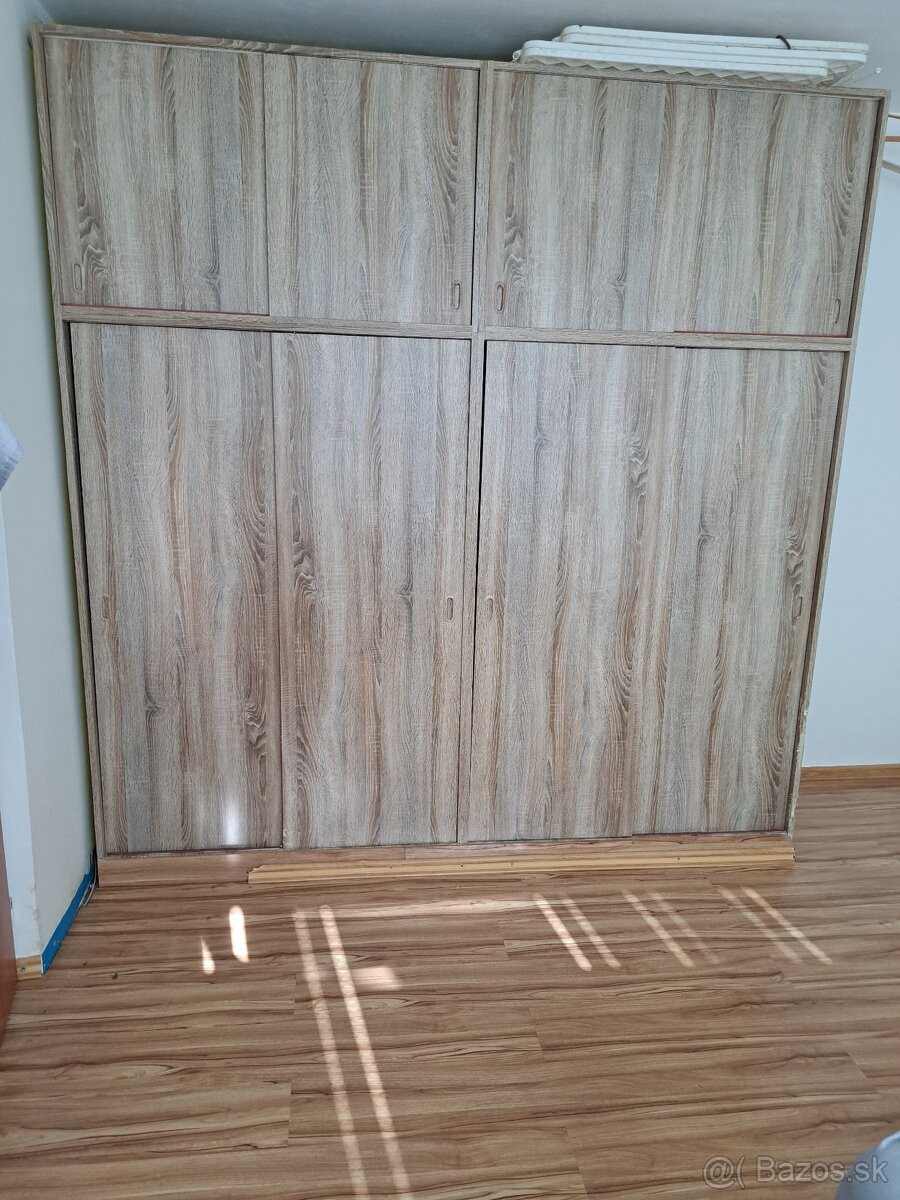 Prenájom 1-izbového bytu 36 m2 Banská Bystrica