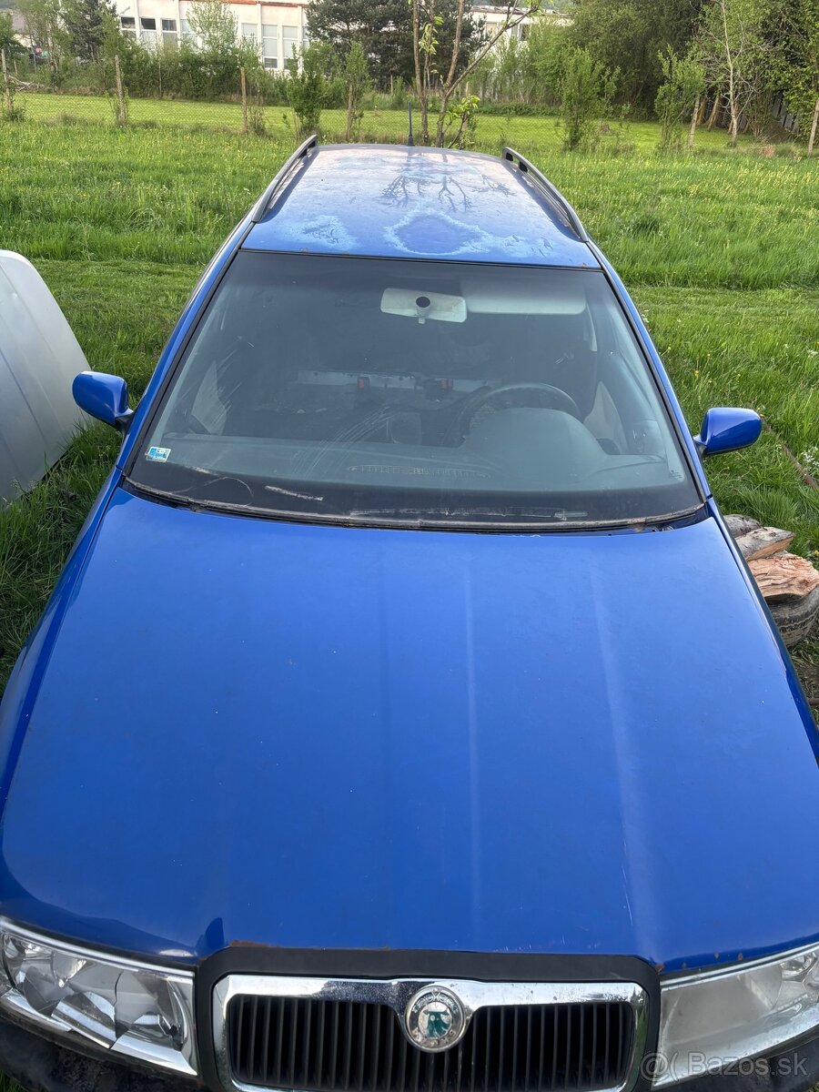 Kapota škoda octavia 1