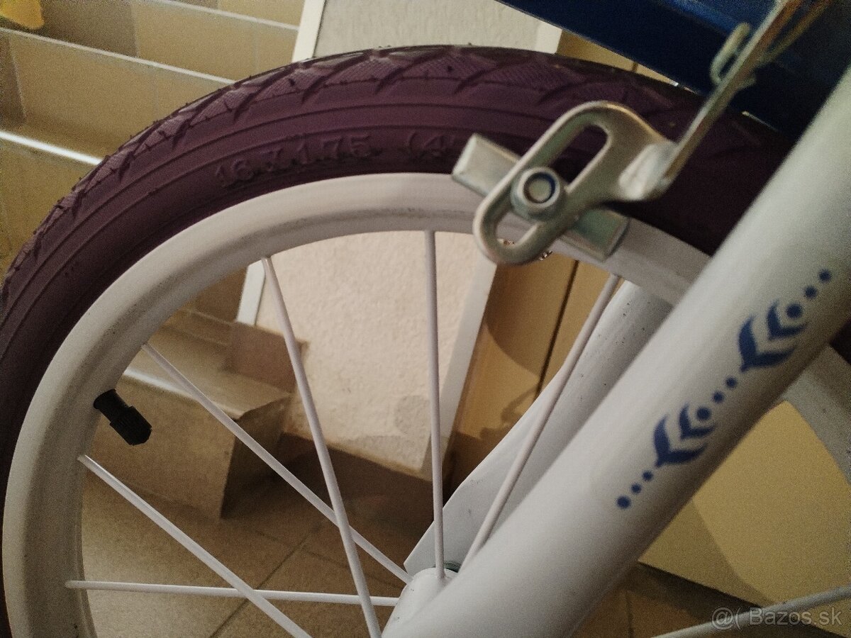 Dievčenský bicykel