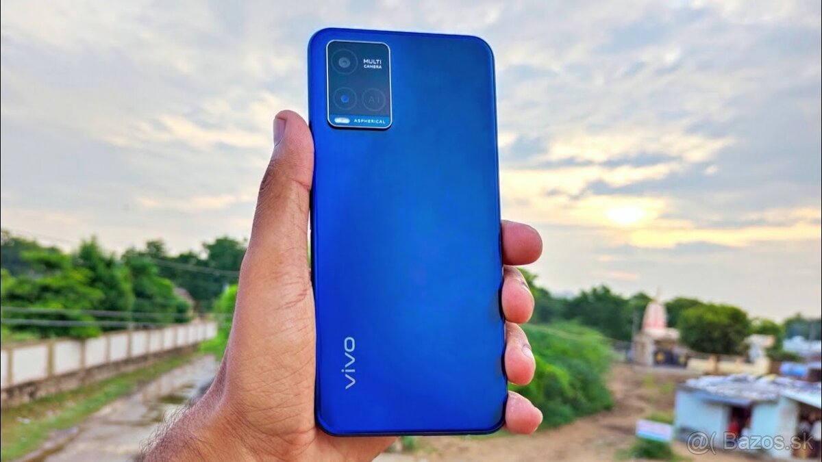 VIVO Y21