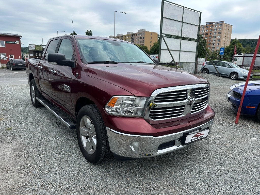 Dodge RAM 1500 Benzín + LPG