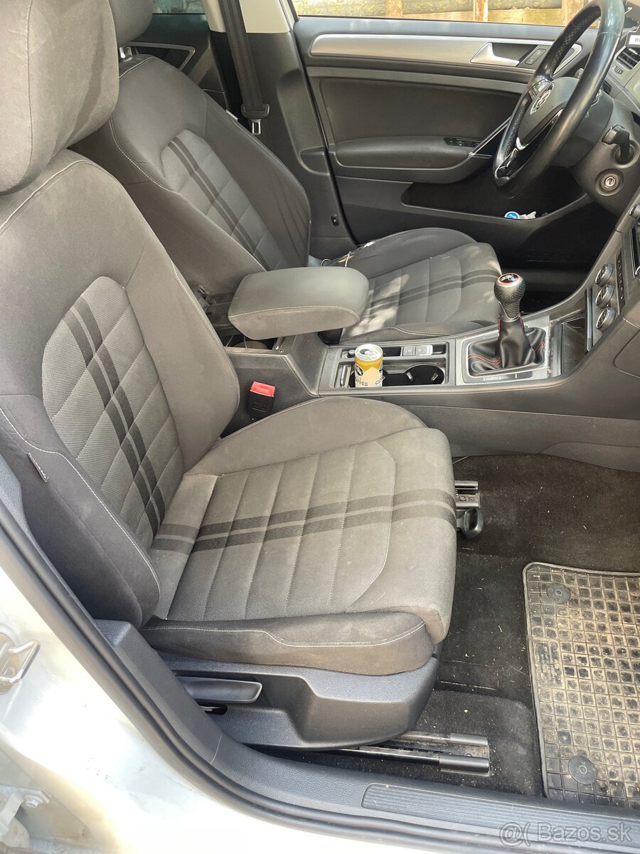 Sedačky vw golf 7