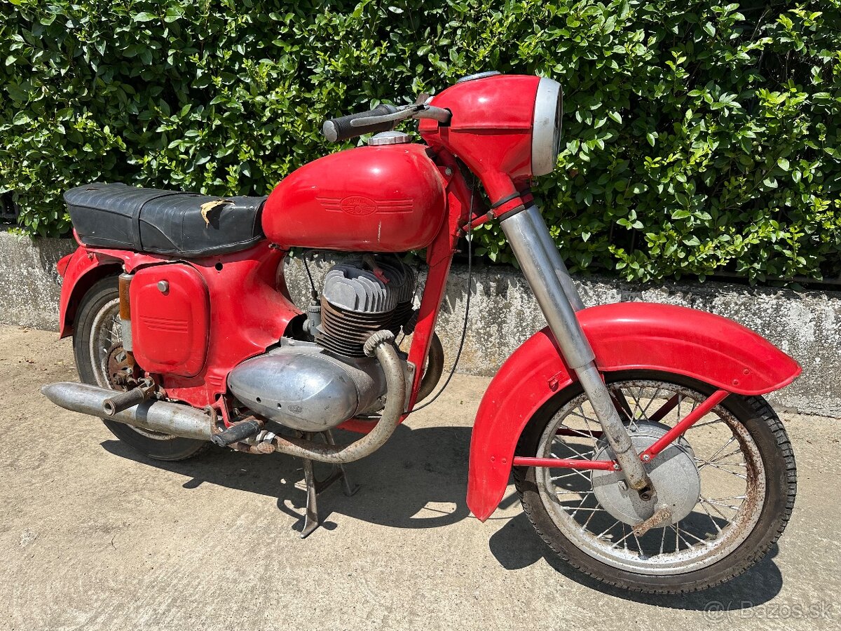 JAWA 350 / 354