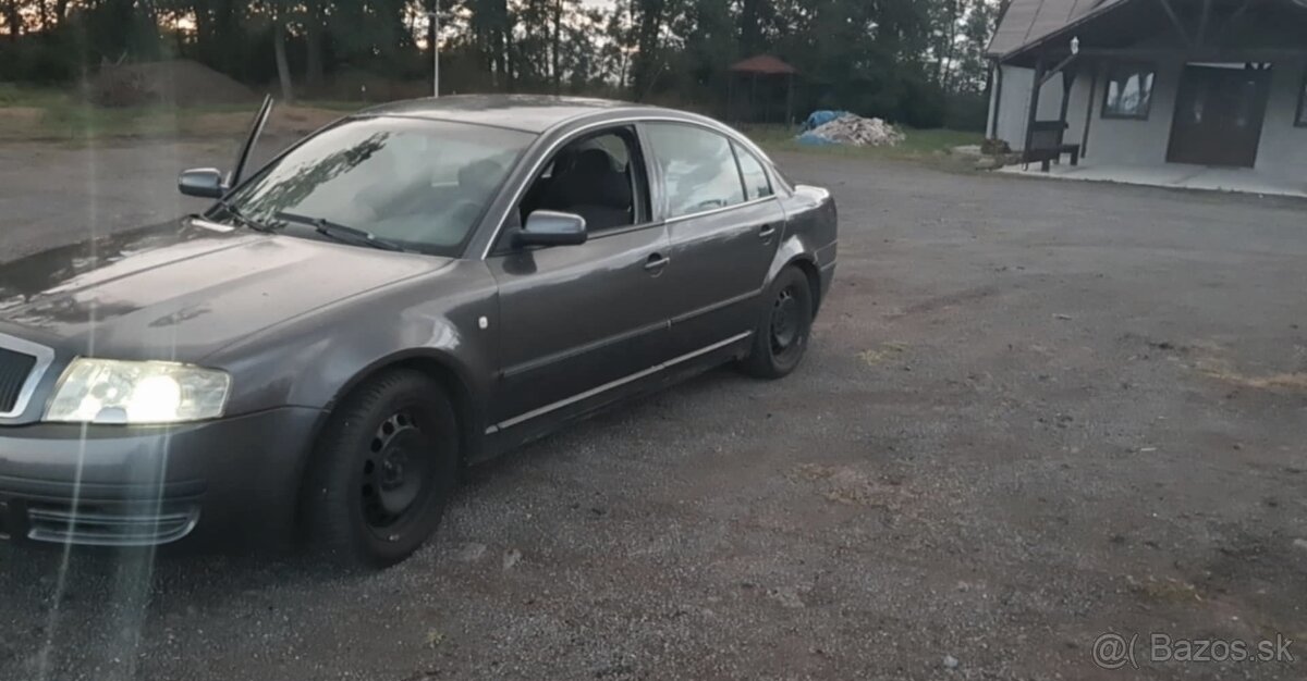 Škoda superb 1