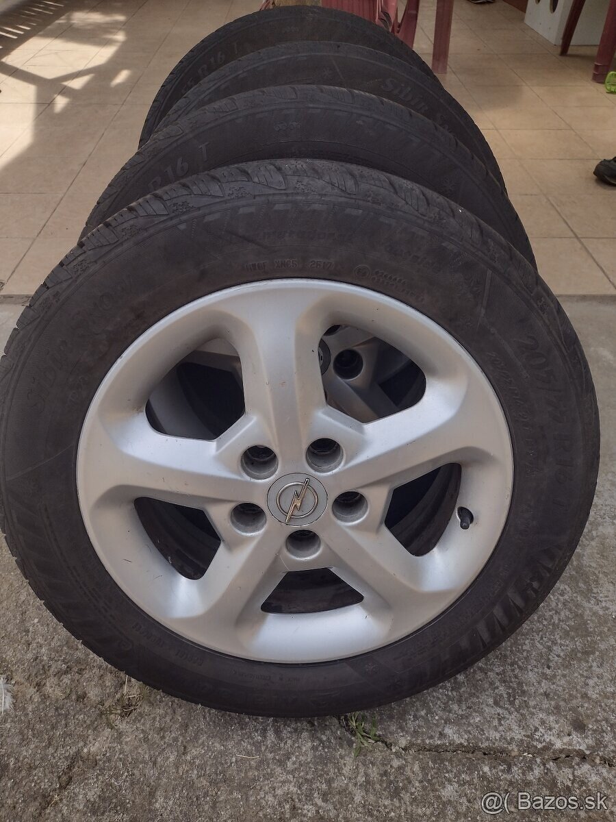 Pneumatiky na diskoch Opel
