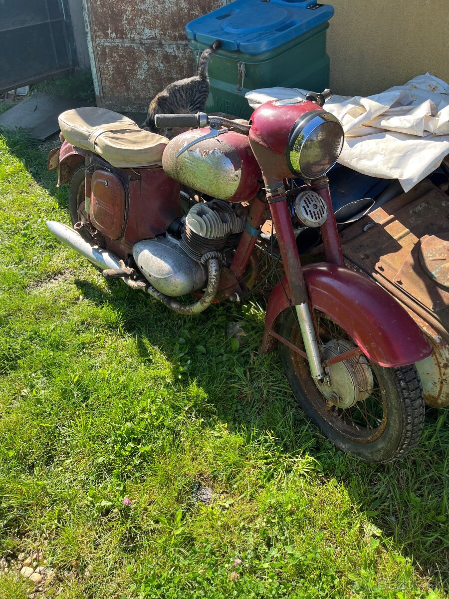 Predam Jawa 350/354 kyvačka r.v 1960