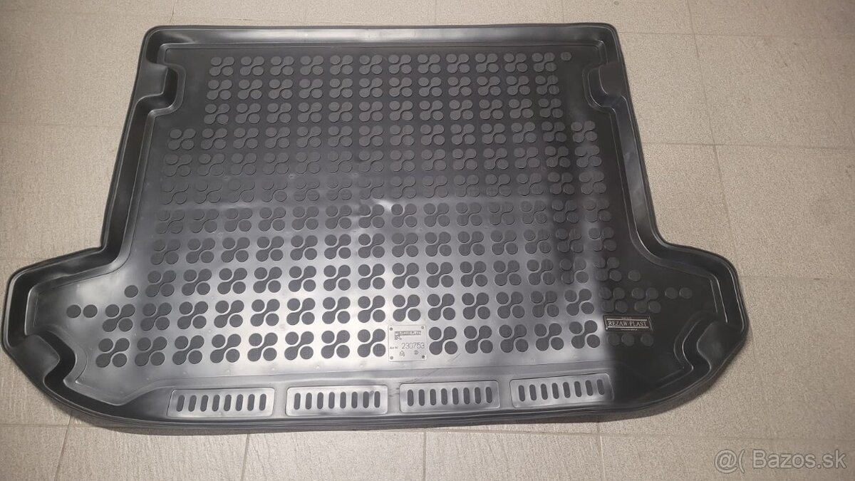 Vanicka do kufra Kia Sportage IV