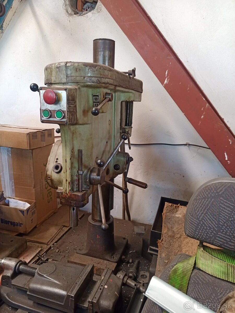 Stolní vrtačka (7798)