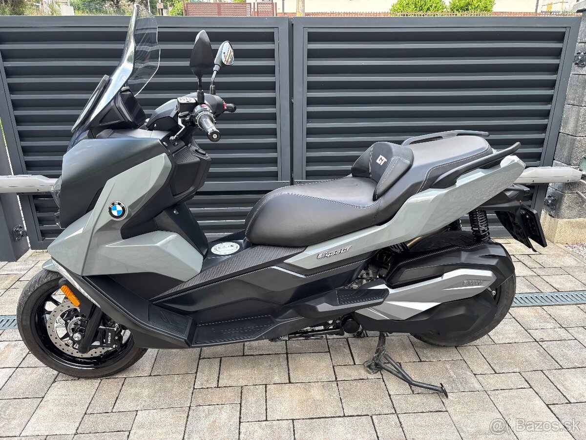 BMW c400gt performance