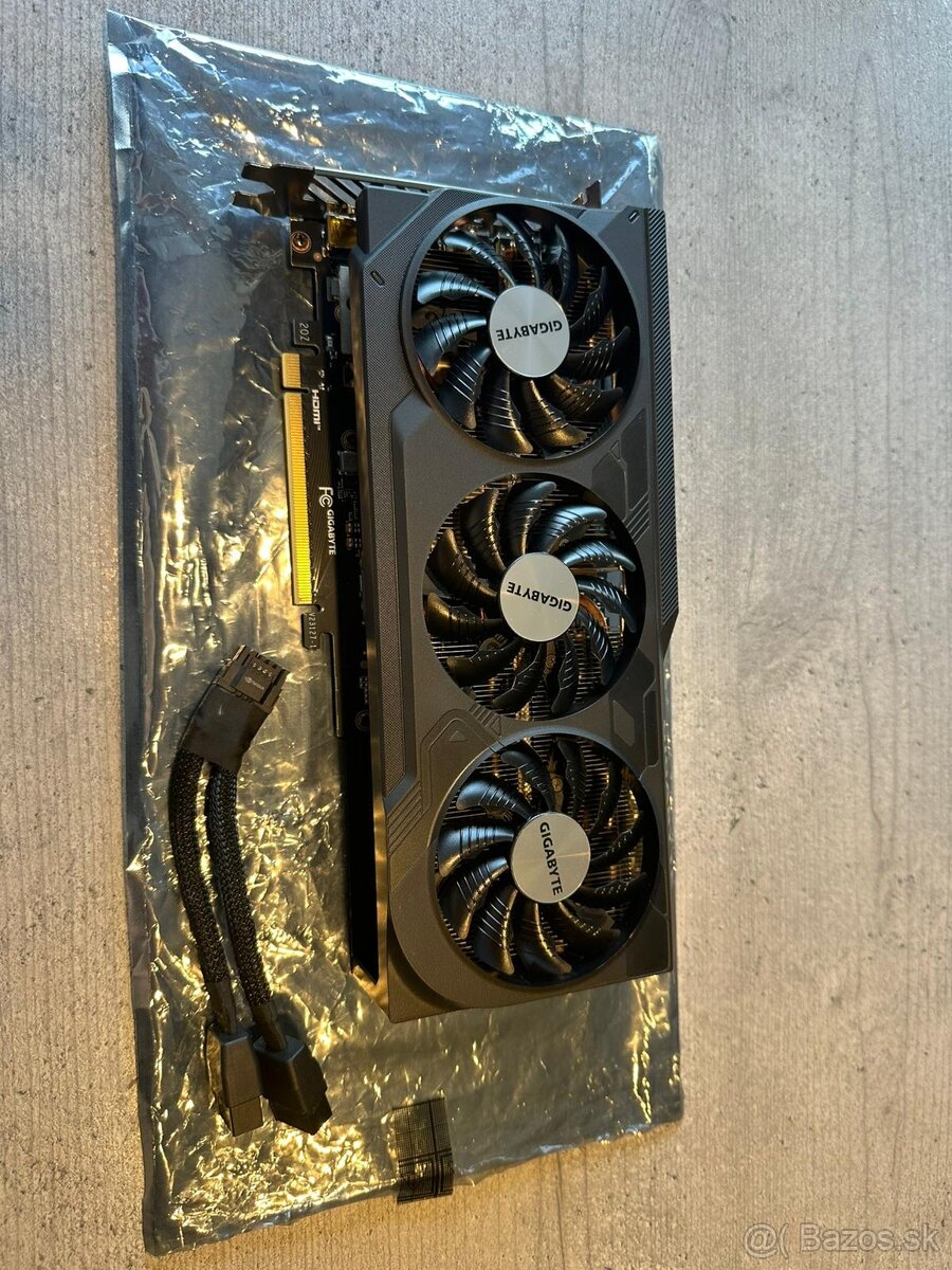 GIGABYTE RTX 4070 SUPER WINDFORCE OC 12G