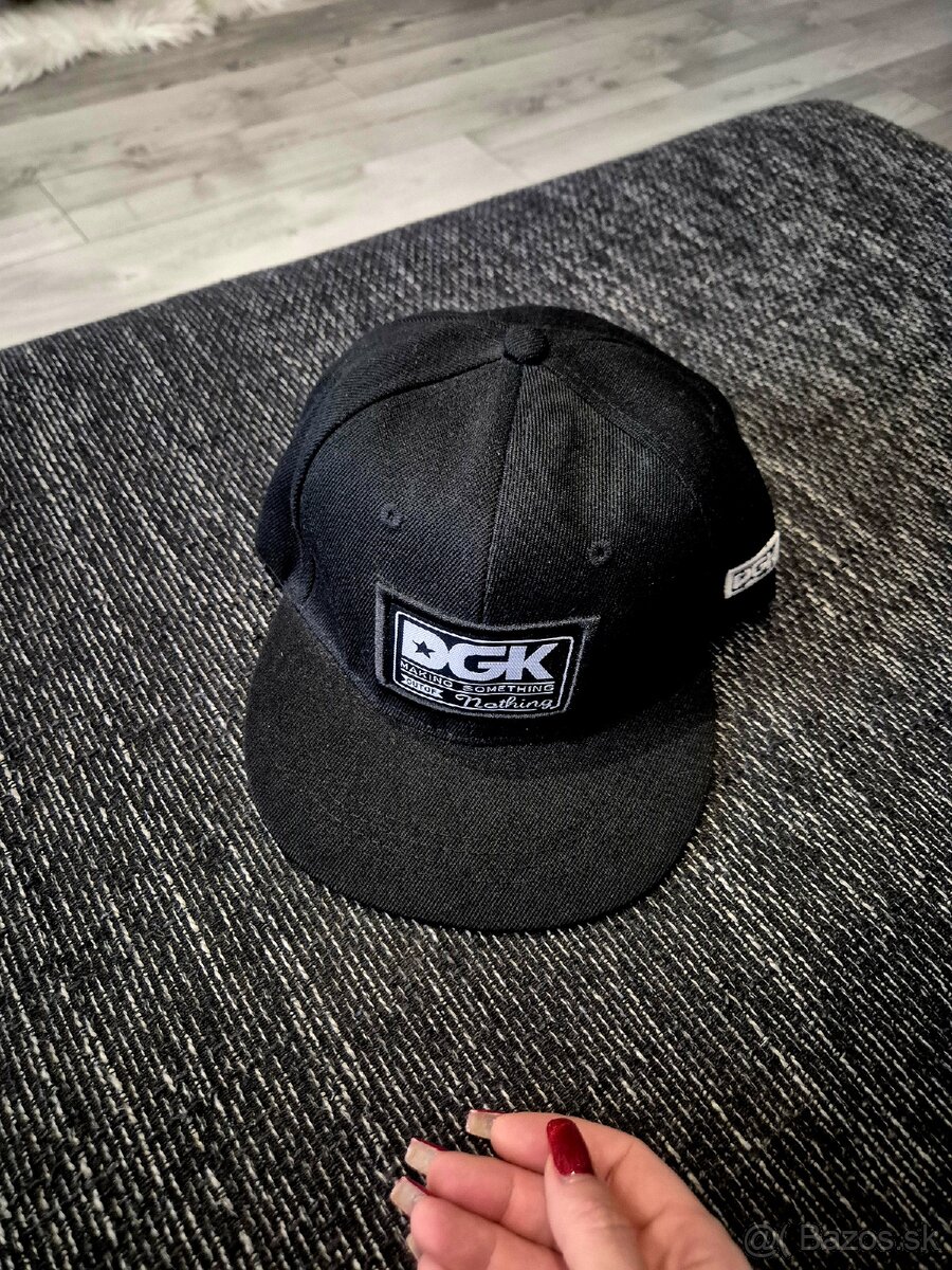 DGK šiltovka čierna