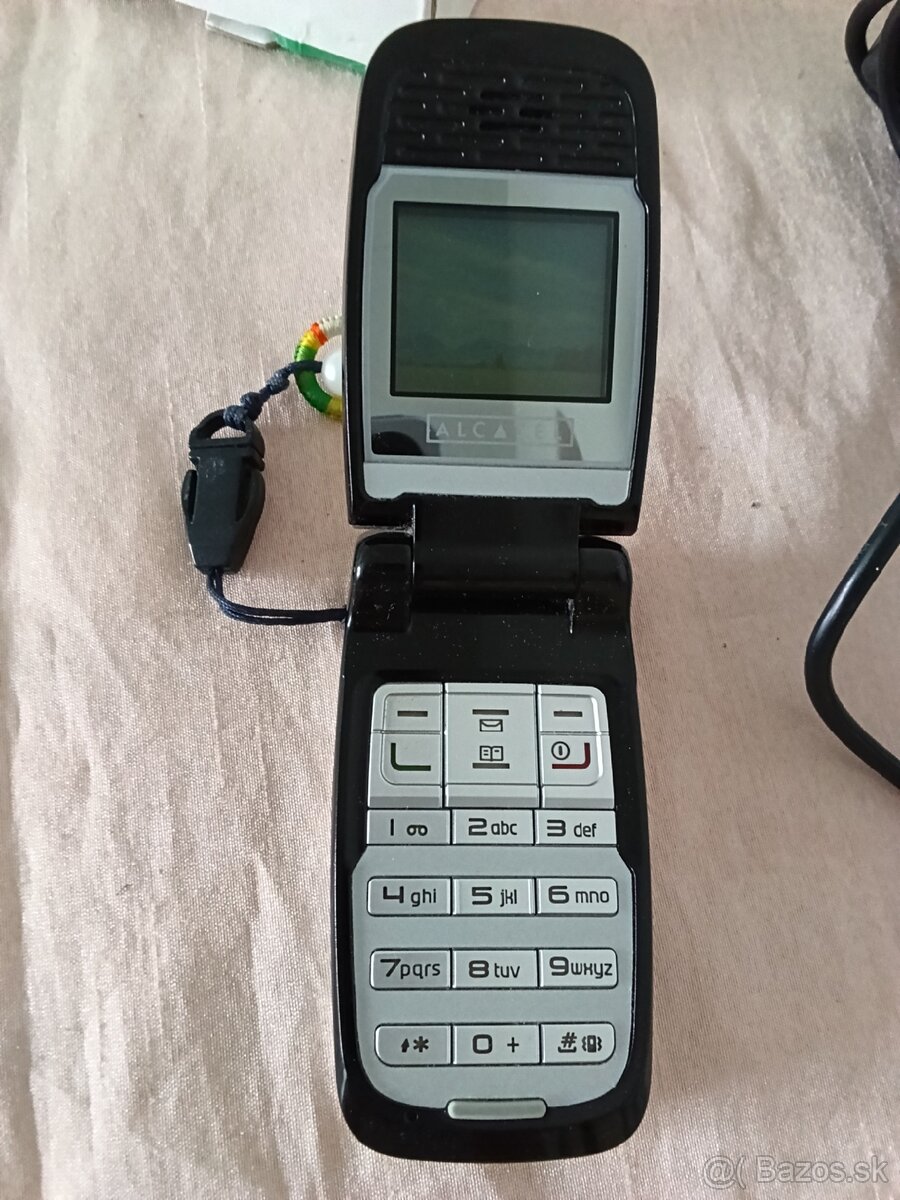 STARY ALCATEL S KRABICOU A NABIJACKOU