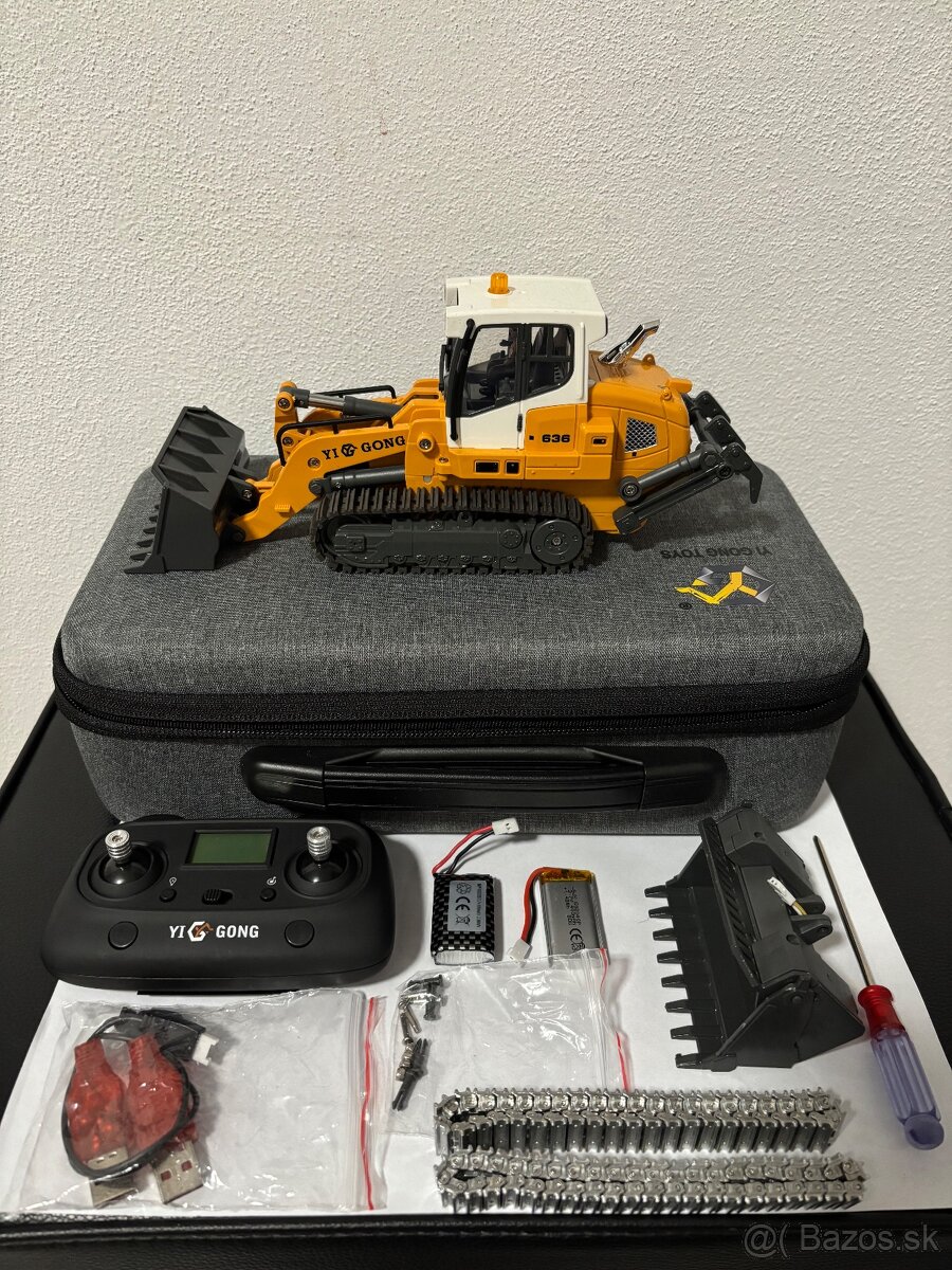 RC pásový nakladač LR636