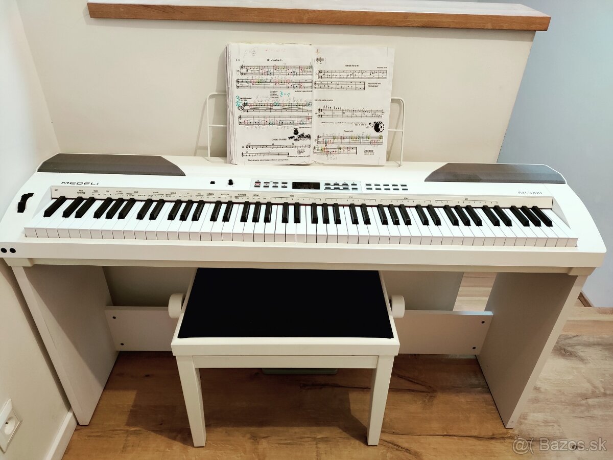 Digitálne piano Medeli SP3000