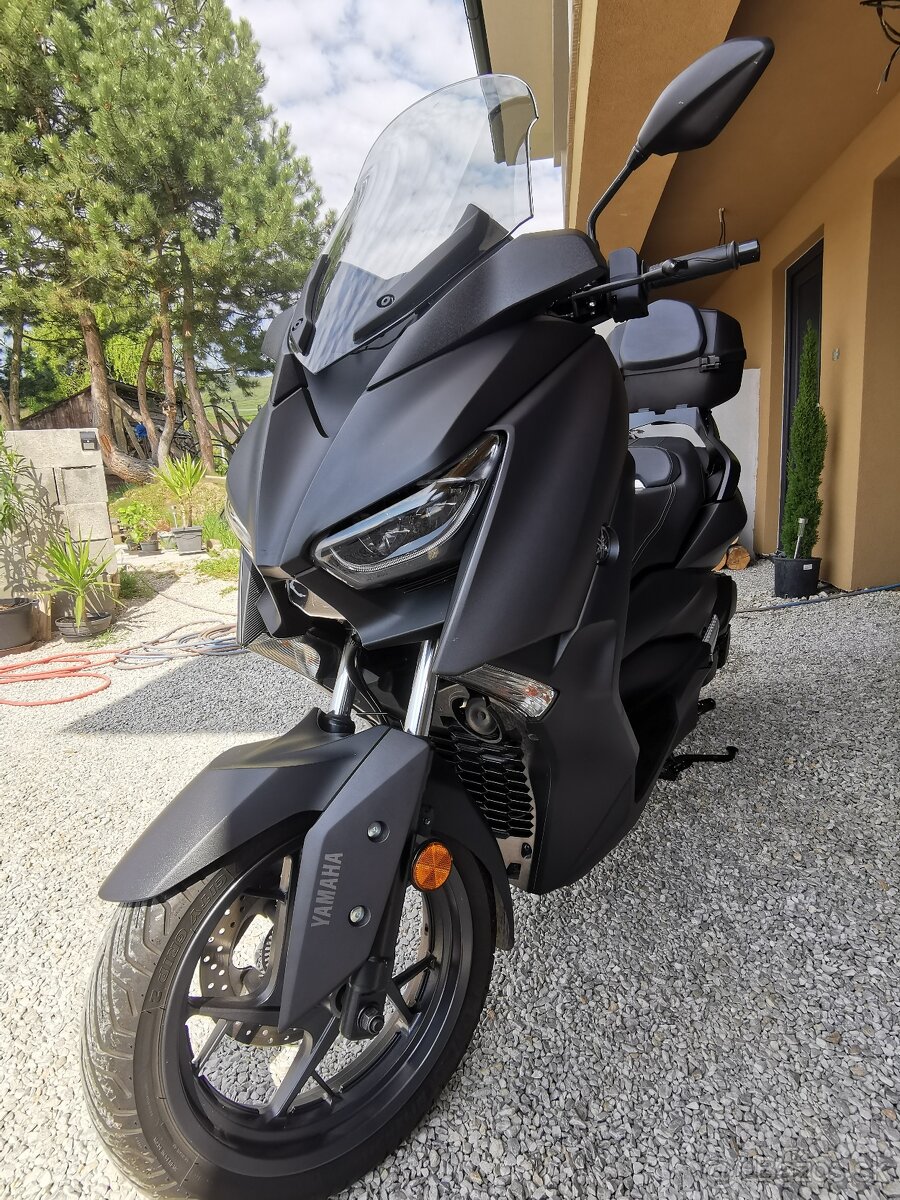 YAMAHA X MAX 125