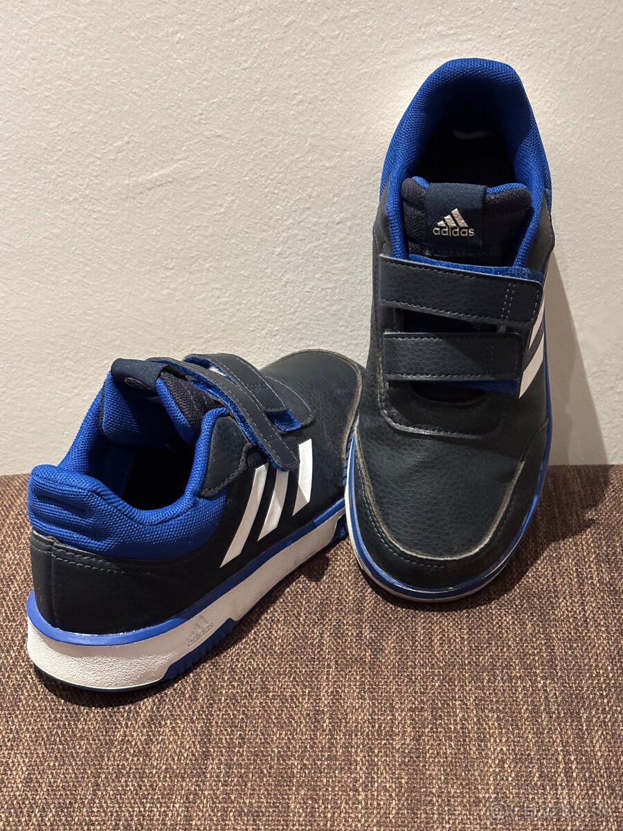 Detské tenisky Adidas top stav veľ 35