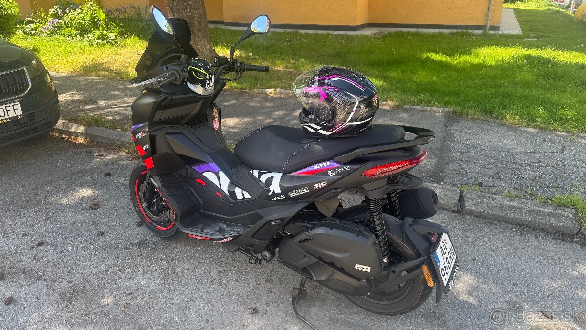 Aprilia replica sr gt 125