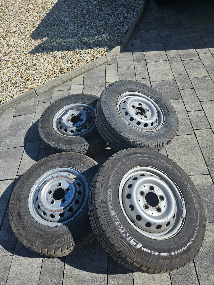 Disky a pneu 225/70 R15 Sprinter W903