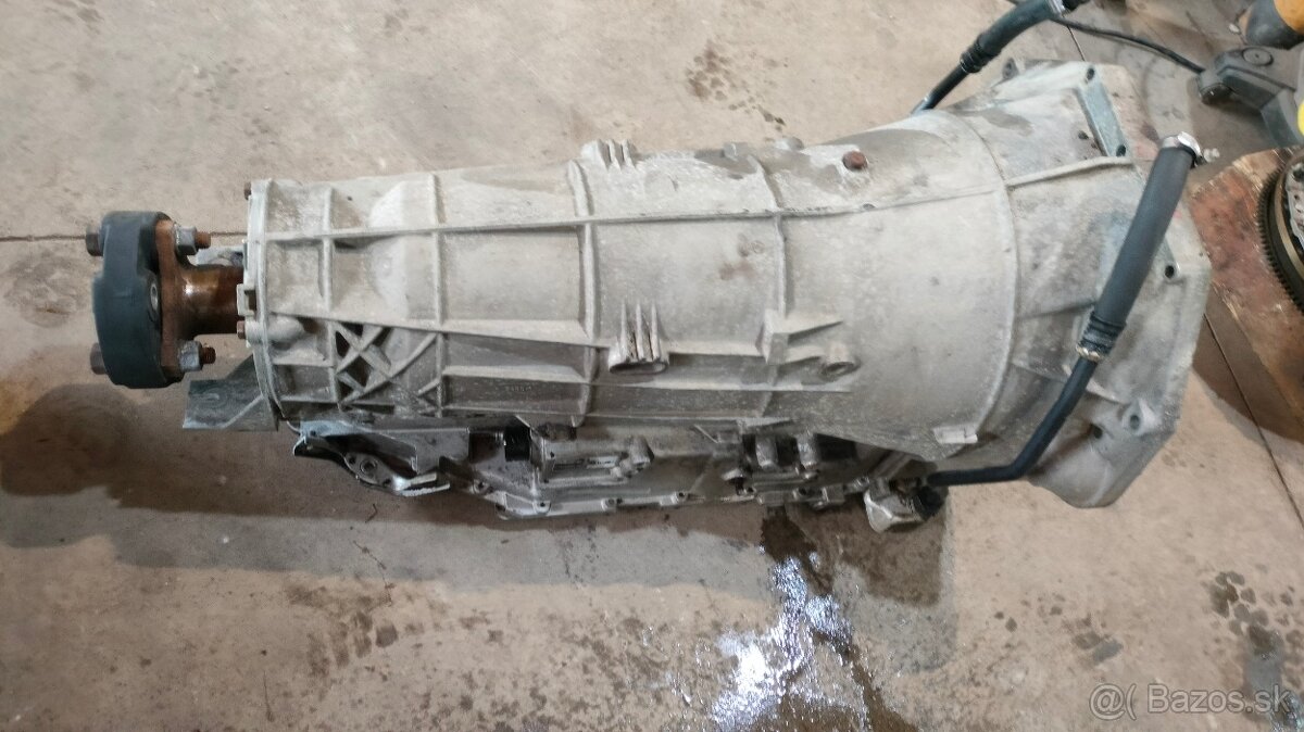 Predám automatickú prevodovku z BMW e32 740IL