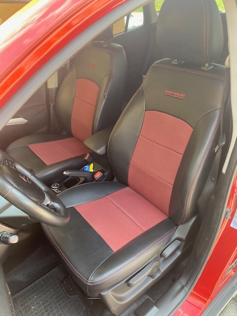 Predám zánovné autopoťahy MAD na Suzuki SX4 S-Cross