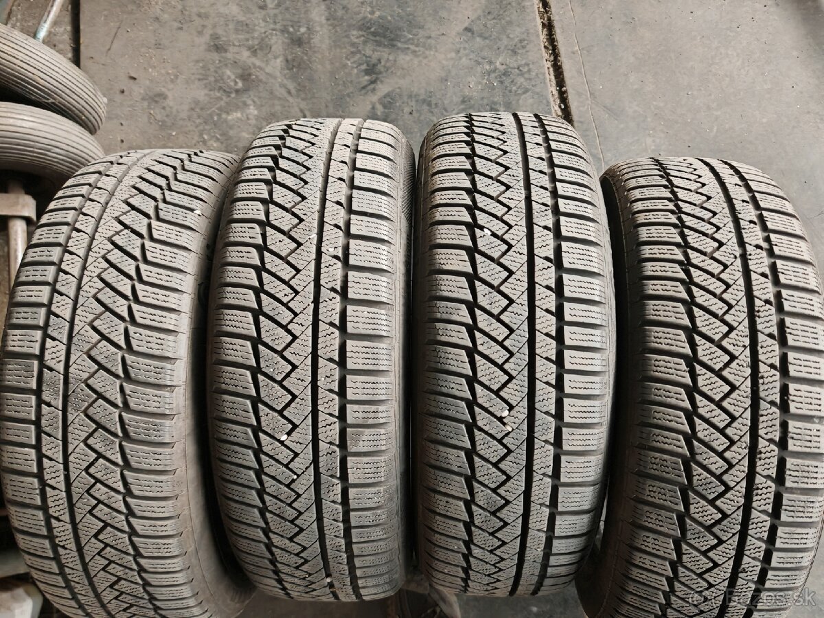 225/55-R17 continental
