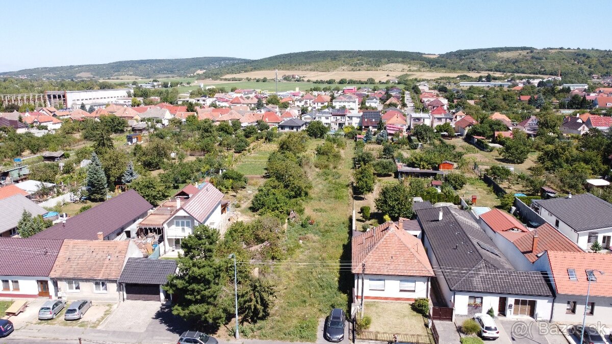 APEX reality investičný stavebný pozemok na byty v Hlohovci