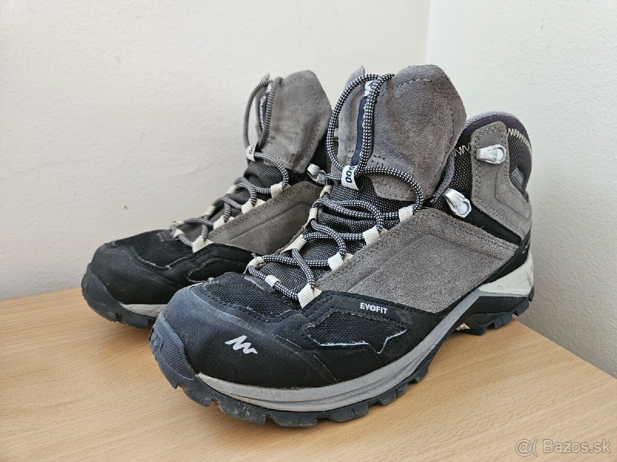 Turistické topánky 41