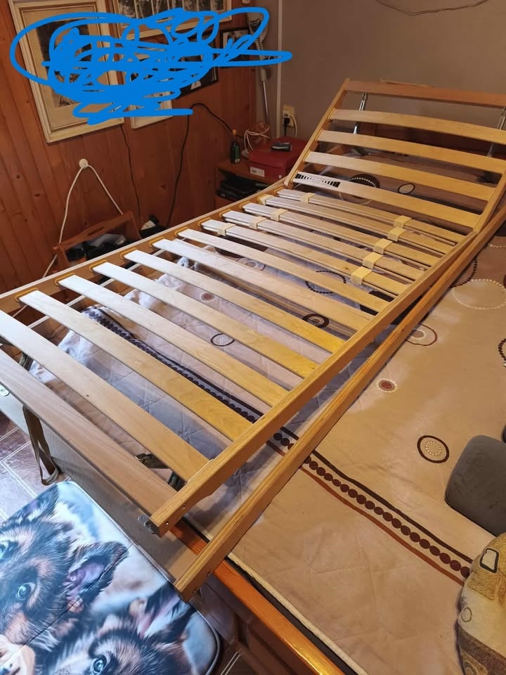 Polohovateľný rost do postele