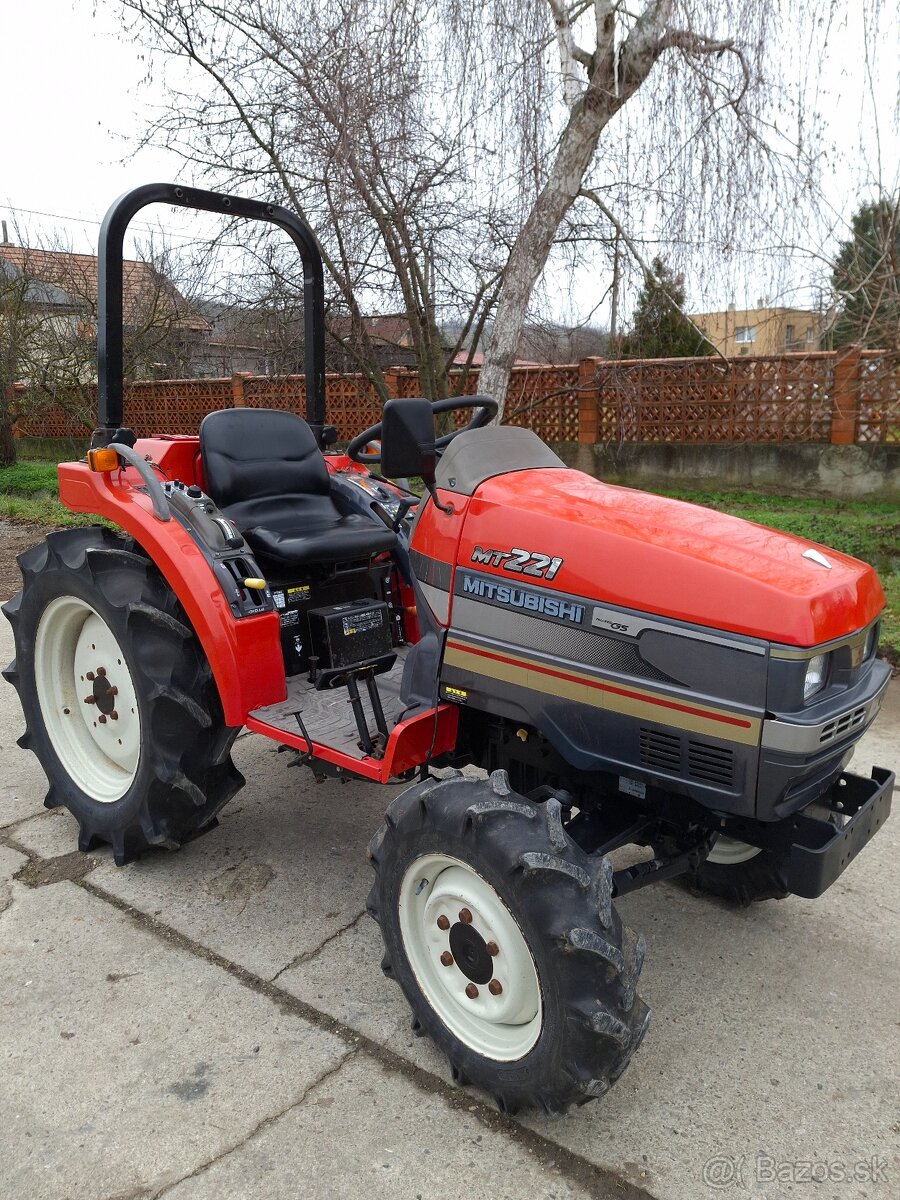 Mitsubishi MT221