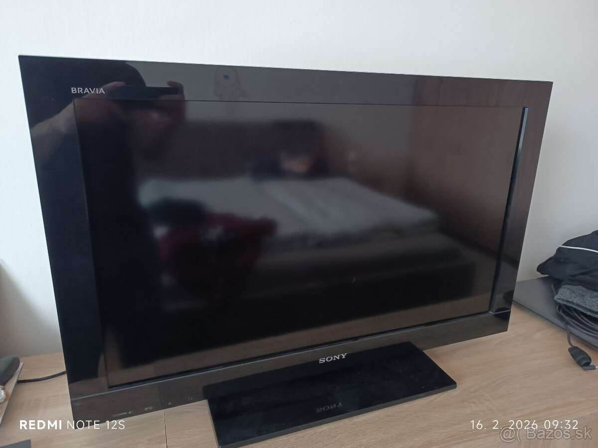 Televizor SONY - 82 CM Uhlopriecka NEMÁ SMART