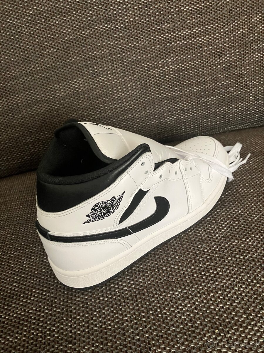 Panske tenisky NIKE AIR JORDAN MID