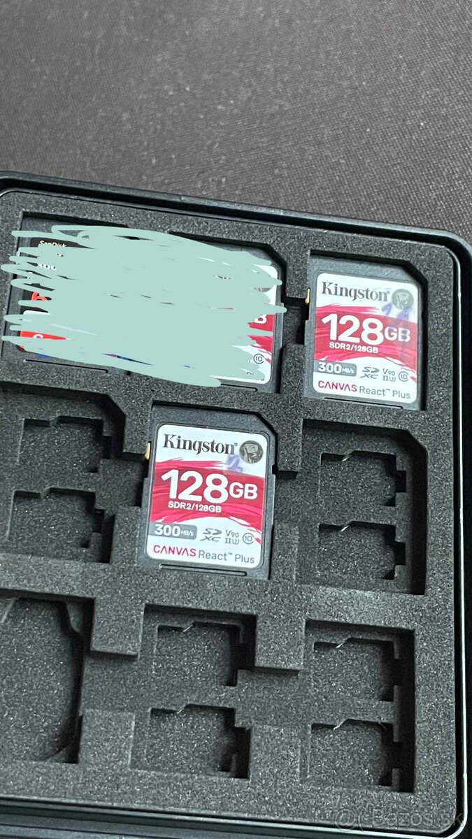 2x 128GB SD+2x 128GB CF Express karty