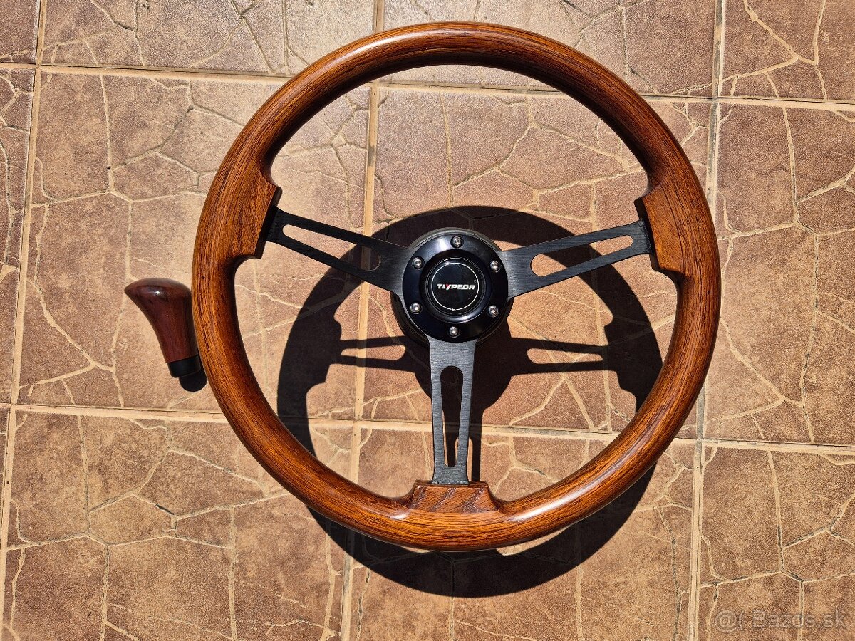 Drevený volant Mercedes W123