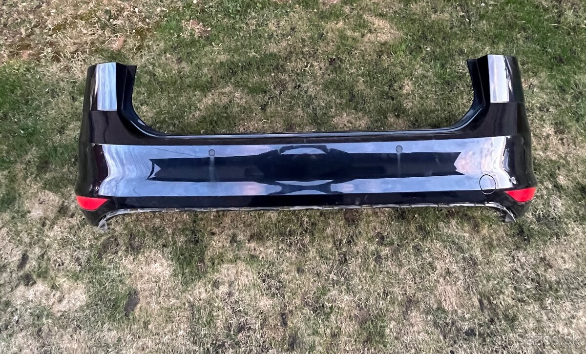 Golf 7 kombi zadny naraznik