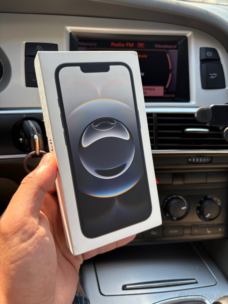 Predám,Vymením Apple iPhone 16e 128GB(NOVÝ)