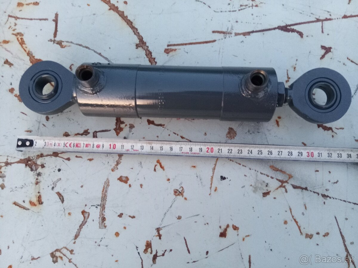 Hydraulický valec 270mm