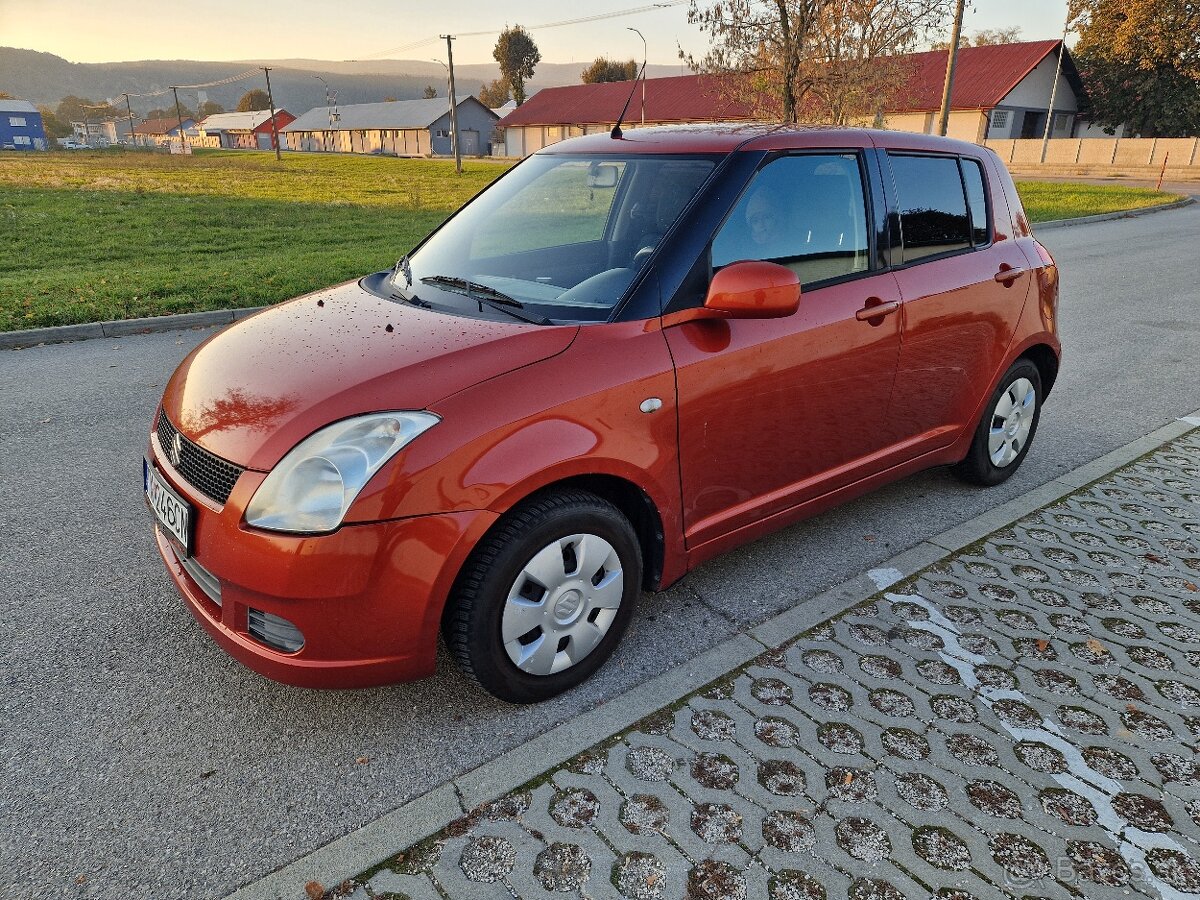 Suzuki swift 1.3 benzín
