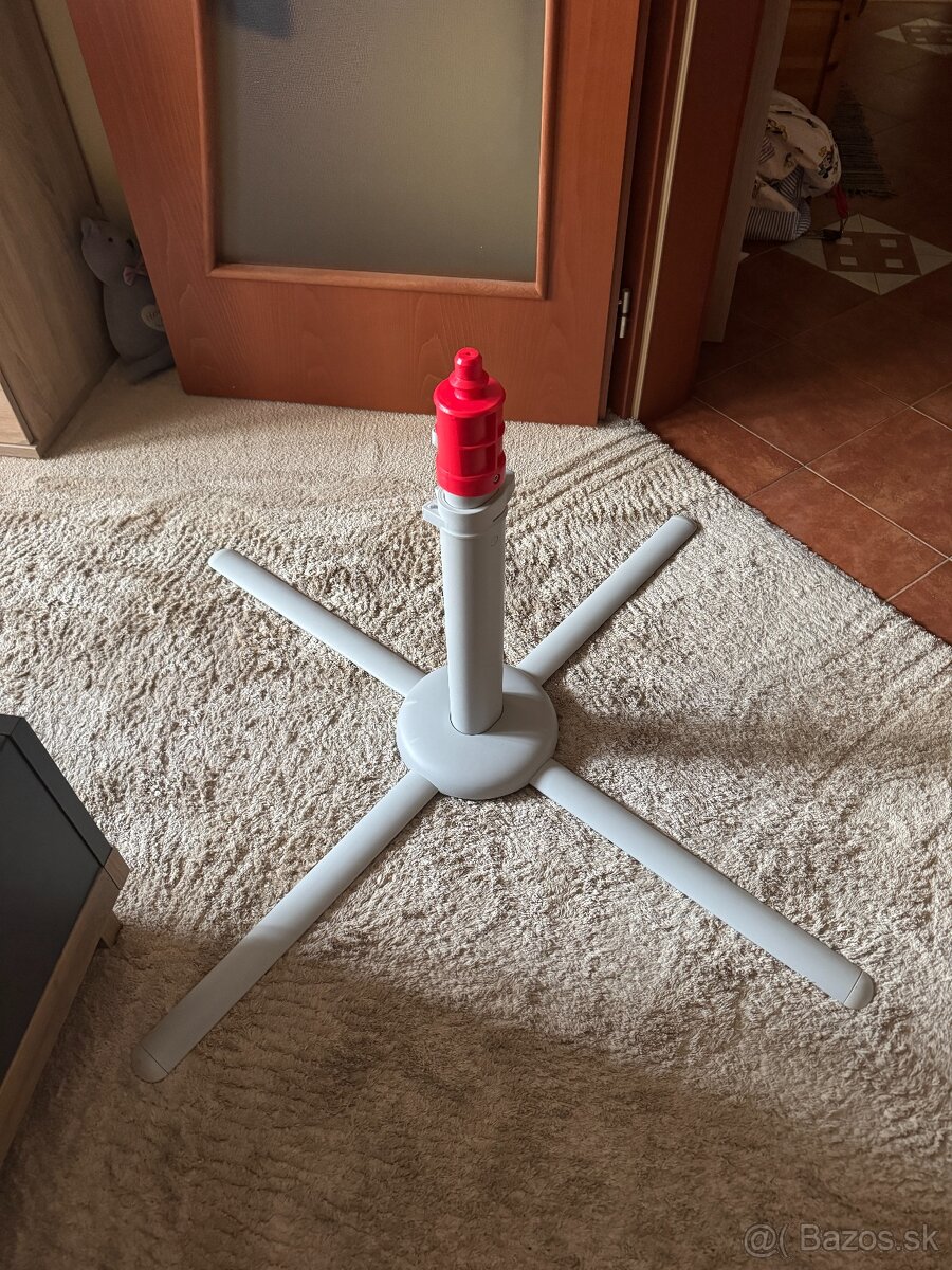 Postieľka Halo bassinet premiere