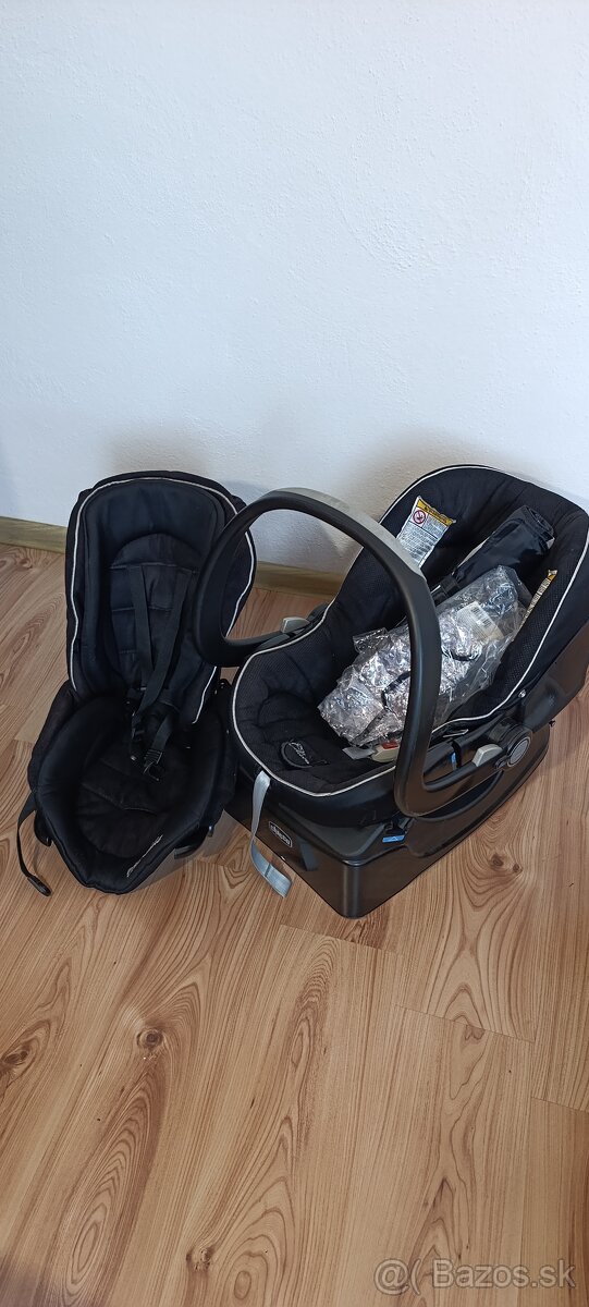 Kočiar a autosedák Chicco