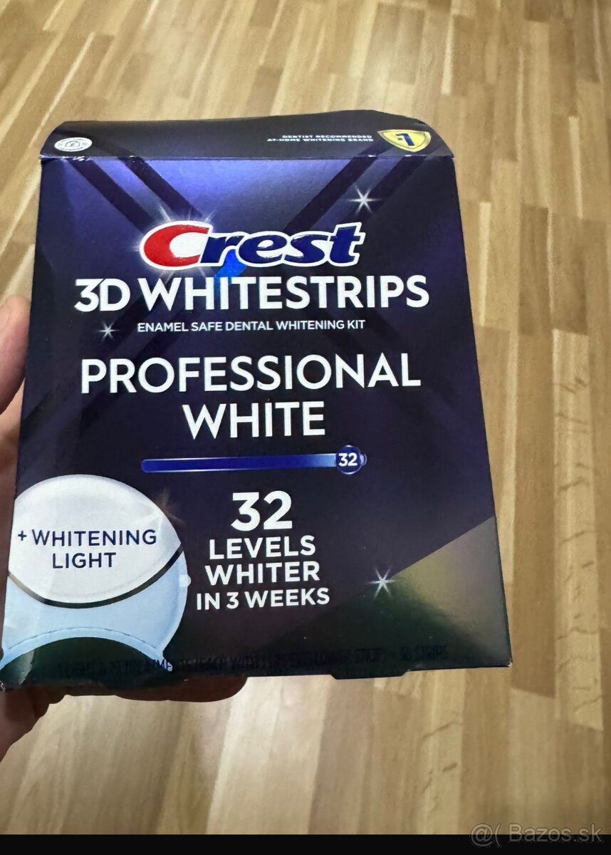 Bieliace pasiky Crest